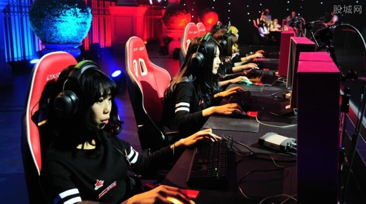 从招募球员 从招募球员